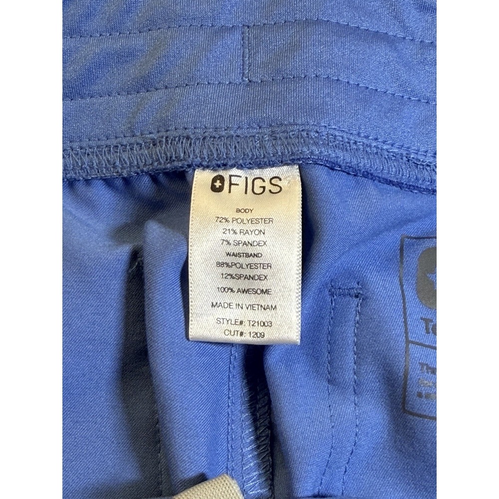 Figs Technical Collection Scrub Set Medium blue V Neck Top And Pants Tacked Hem - Picture 6 of 14